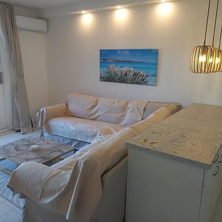 Traumhafte Mit Garten Und Parkplatz Zu Vermieten! Vacanze Da Sogno A Con Giardino E Parcheggio In Affitto! Apartman Porto Rotondo