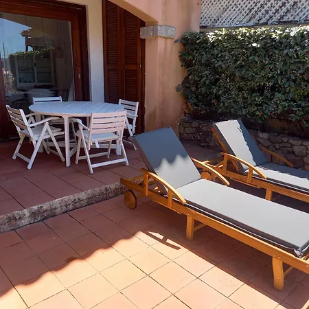 Traumhafte Mit Garten Und Parkplatz Zu Vermieten! Apartment Porto Rotondo
